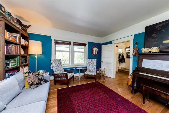 364 East 14th Street, North Vancouver For Sale - image 9