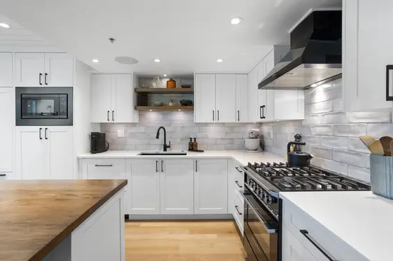 TH2 168 East Esplanade Avenue, North Vancouver For Sale - image 9