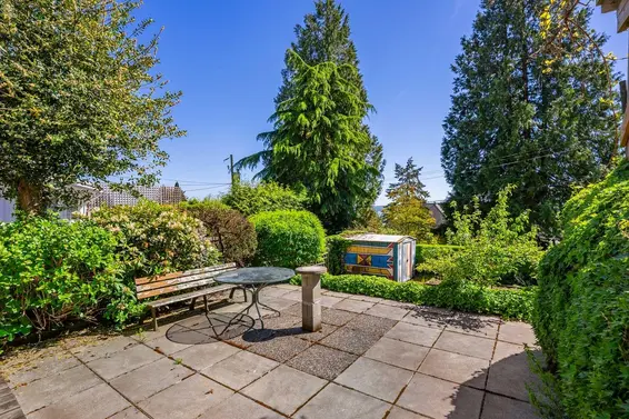3396 Marine Drive, West Vancouver For Sale - image 17