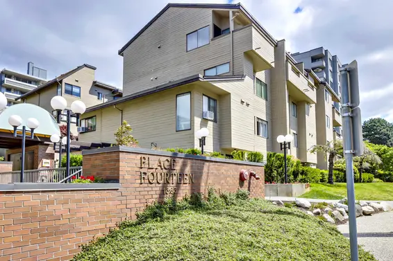 208 1363 Clyde Avenue, West Vancouver