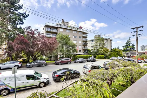 208 1363 Clyde Avenue, West Vancouver For Sale - image 10