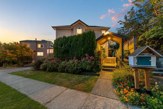 1 224 West 16th Street, North Vancouver For Sale - image 39