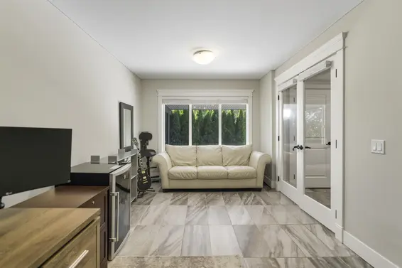 884 Wellington Drive, North Vancouver For Sale - image 36