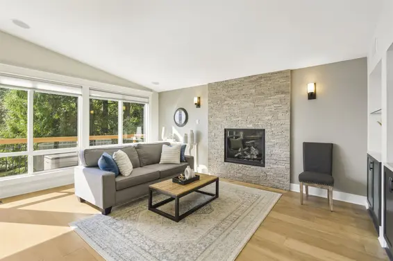 884 Wellington Drive, North Vancouver For Sale - image 8