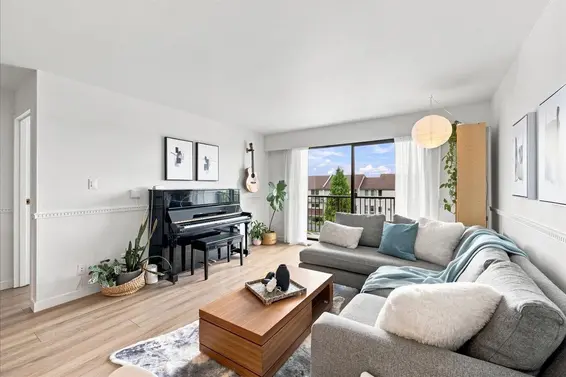 207 236 West 2nd Street, North Vancouver For Sale - image 12