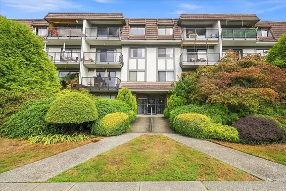 207 236 West 2nd Street, North Vancouver For Sale - image 27