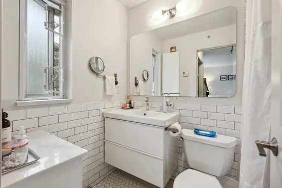 158 West 22nd Street, North Vancouver For Sale - image 17