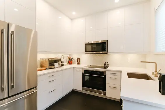 158 West 22nd Street, North Vancouver For Sale - image 3