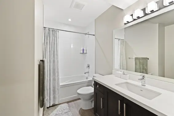 441 East Keith Road, North Vancouver For Sale - image 35