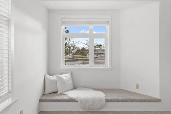 415 121 West 29th Street, North Vancouver For Sale - image 18