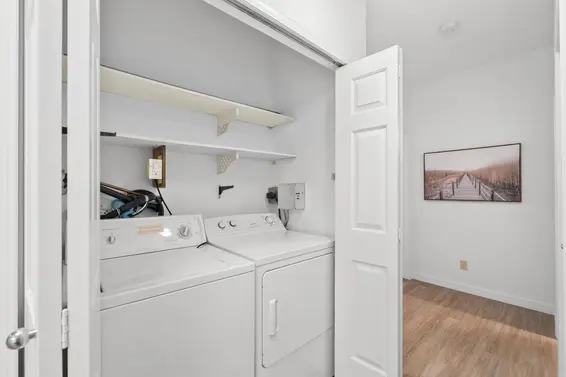 415 121 West 29th Street, North Vancouver For Sale - image 25