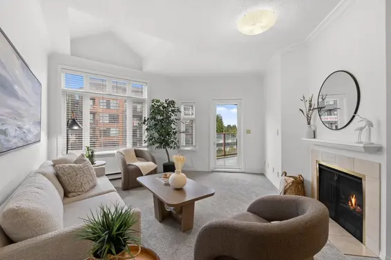 415 121 West 29th Street, North Vancouver For Sale - image 5