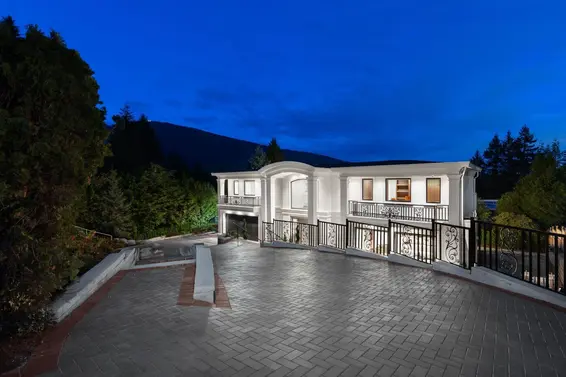 618 Barnham Road, West Vancouver