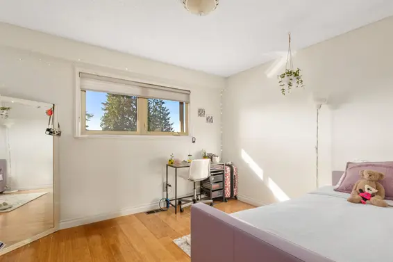 5256 Malaspina Place, North Vancouver For Sale - image 16