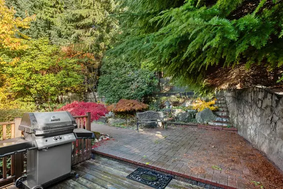 5256 Malaspina Place, North Vancouver For Sale - image 4