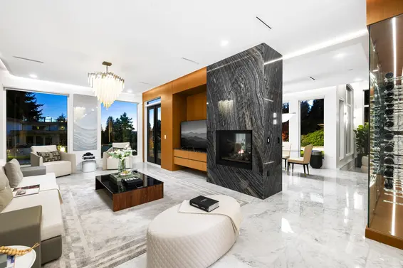 2495 Mathers Avenue, West Vancouver For Sale - image 5