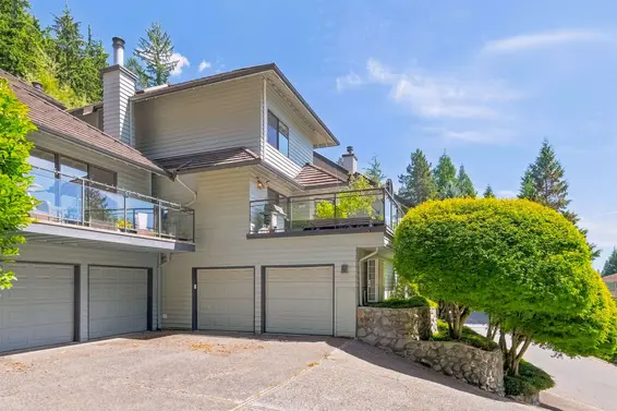 5723 Owl Court, North Vancouver