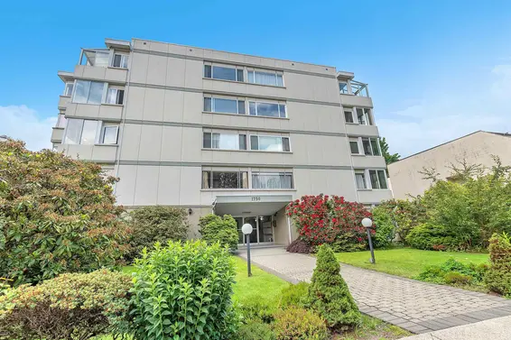 306 1750 Esquimalt Avenue, West Vancouver For Sale - image 4