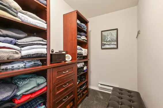 1076 Clements Avenue, North Vancouver For Sale - image 13