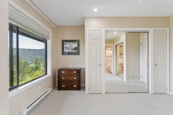 5207 Aspen Drive, West Vancouver For Sale - image 19
