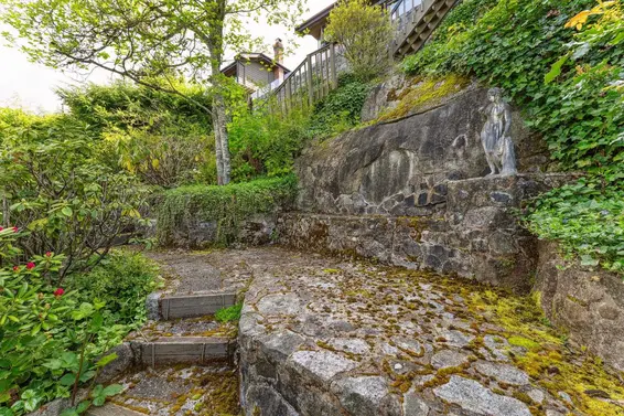 5207 Aspen Drive, West Vancouver For Sale - image 33