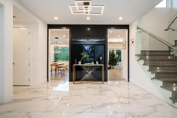 1026 Belmont Avenue, North Vancouver For Sale - image 3