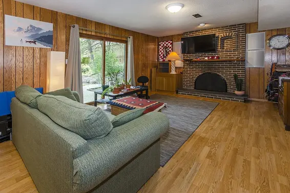 2541 Carnation Street, North Vancouver For Sale - image 21