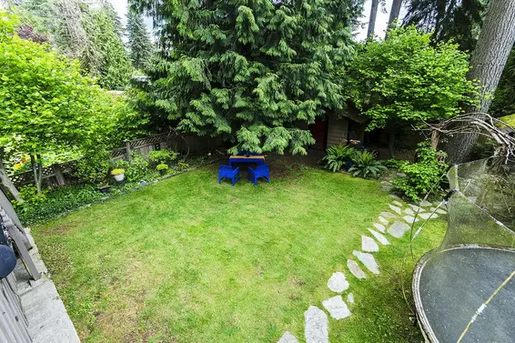 2541 Carnation Street, North Vancouver For Sale - image 26