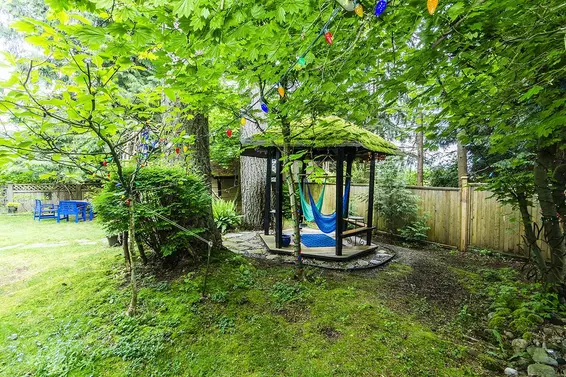 2541 Carnation Street, North Vancouver For Sale - image 32