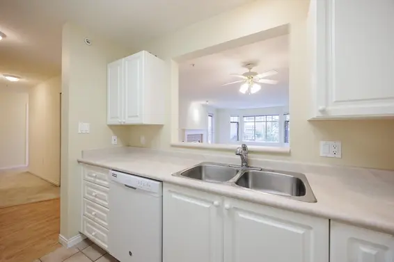 407 2059 Chesterfield Avenue, North Vancouver For Sale - image 14