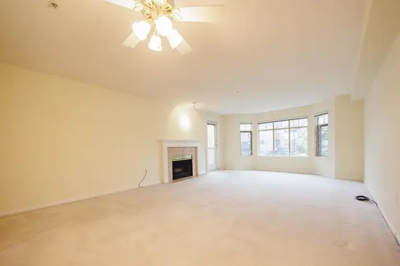 407 2059 Chesterfield Avenue, North Vancouver For Sale - image 4