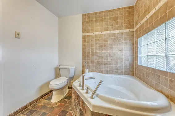 3410 Mount Seymour Parkway, North Vancouver For Sale - image 17