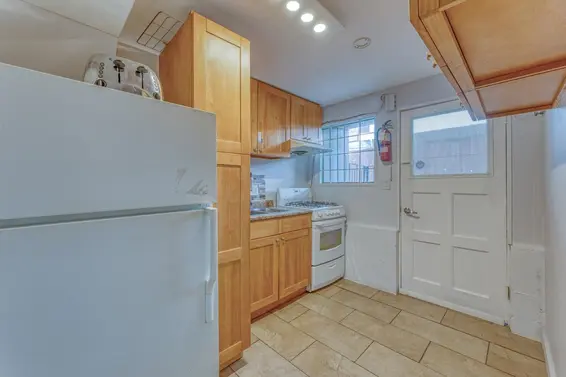 3410 Mount Seymour Parkway, North Vancouver For Sale - image 20
