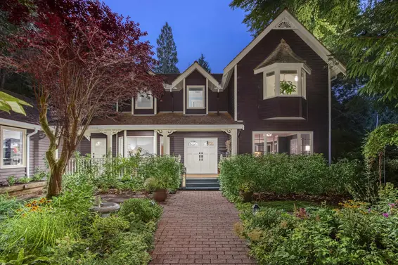 5797 Westport Road, West Vancouver