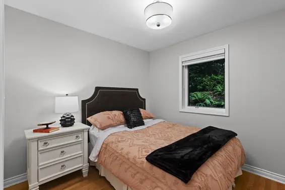 5797 Westport Road, West Vancouver For Sale - image 30