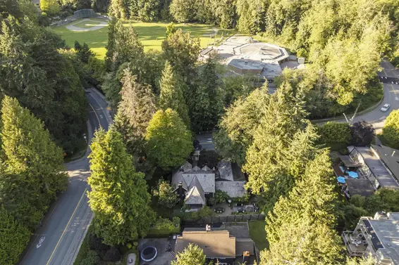 5797 Westport Road, West Vancouver For Sale - image 33