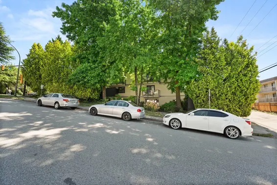 102 240 Mahon Avenue, North Vancouver For Sale - image 24