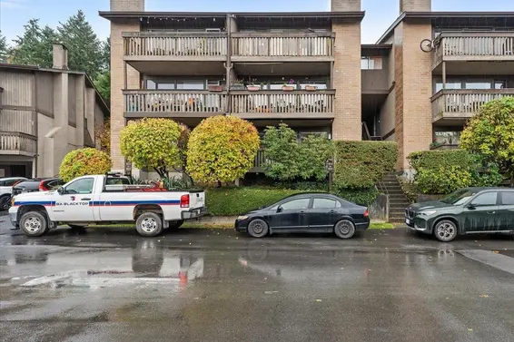 1019 Old Lillooet Road, North Vancouver For Sale - image 2