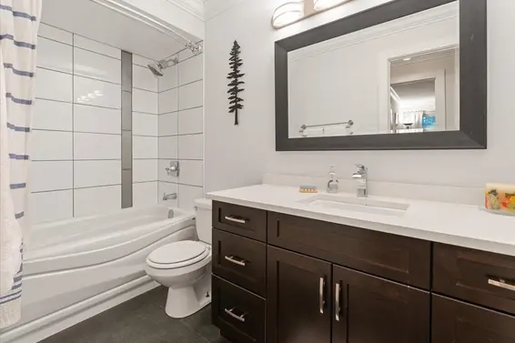 1019 Old Lillooet Road, North Vancouver For Sale - image 23