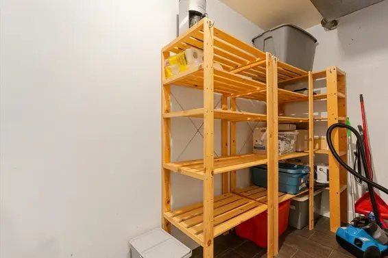 1019 Old Lillooet Road, North Vancouver For Sale - image 25