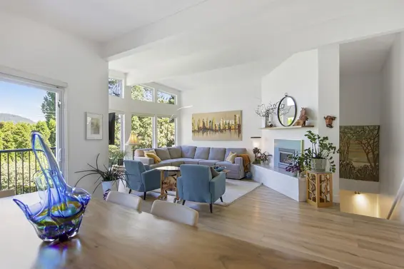 547 Fairway Drive, North Vancouver For Sale - image 10