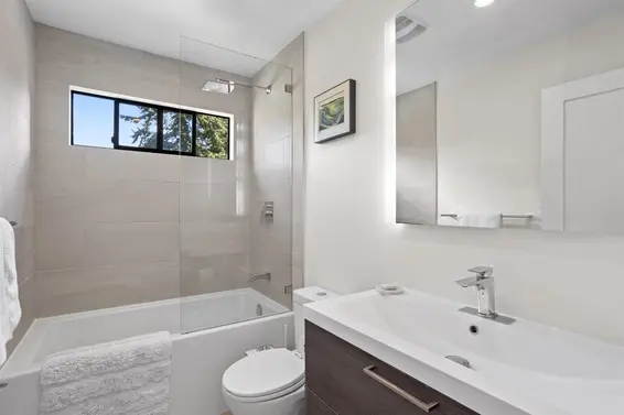 2 2151 Banbury Road, North Vancouver For Sale - image 20