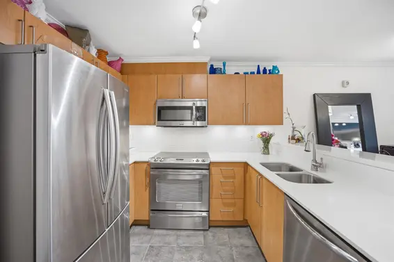 154 1100 East 29th Street, North Vancouver For Sale - image 3