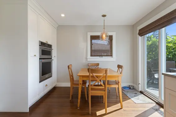859 Calverhall Street, North Vancouver For Sale - image 12