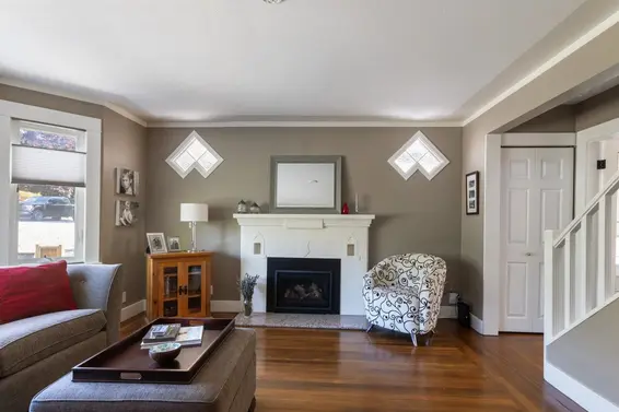859 Calverhall Street, North Vancouver For Sale - image 5