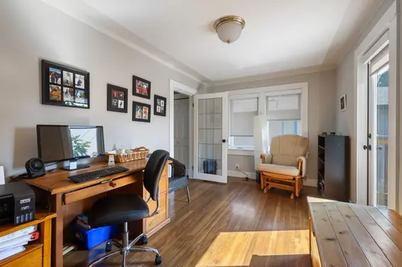 859 Calverhall Street, North Vancouver For Sale - image 7