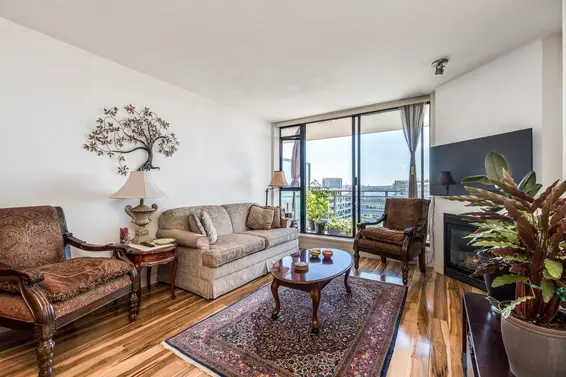 810 175 West 1st Street, North Vancouver For Sale - image 10