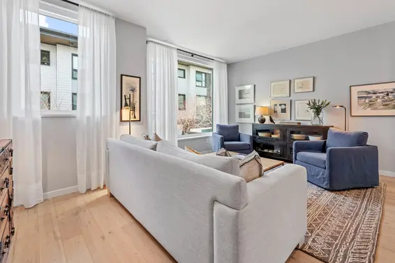 31 528 East 2nd Street, North Vancouver For Sale - image 16