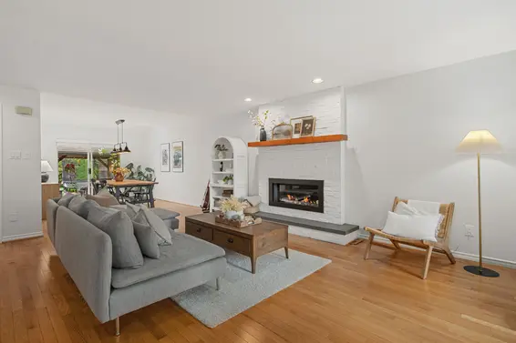 1479 Percy Court, North Vancouver For Sale - image 3
