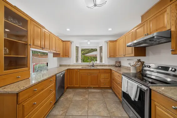 1479 Percy Court, North Vancouver For Sale - image 7